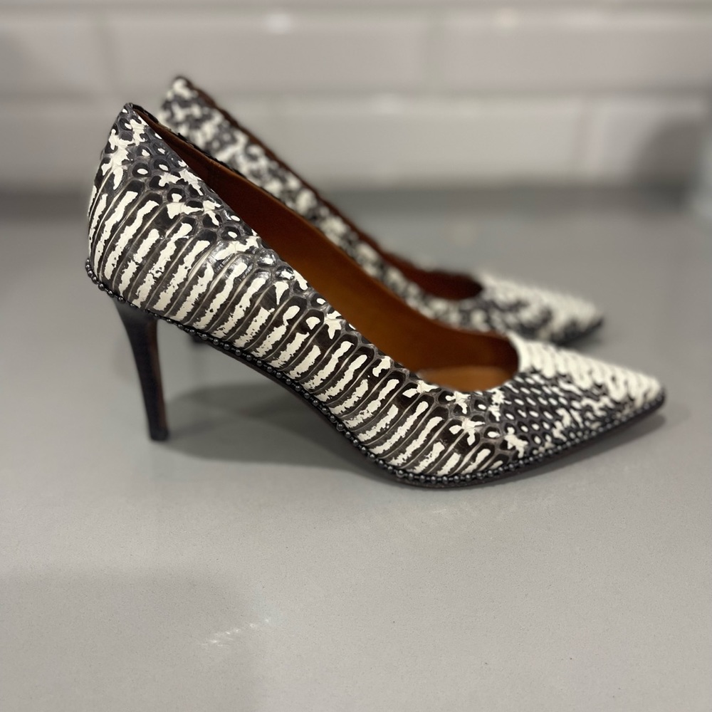 Coach heels . Beautiful animal print